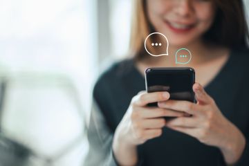 lady on phone